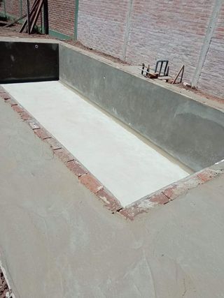 construcción de piscinas