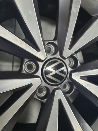 Llantas VW T-Roc originales 17" 5x112