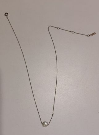 Gargantilla de plata con perla y circonita