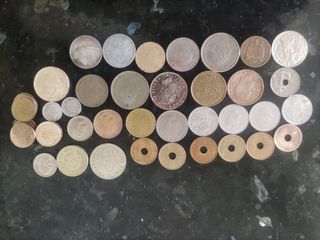 se venden monedas antiguas y modernas