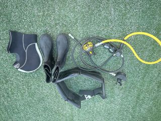 Traje XL cressi. Regulardor. Cinturón.Linterna etc