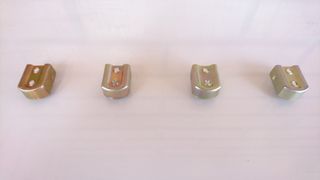 Soportes  laterales para barra de armario