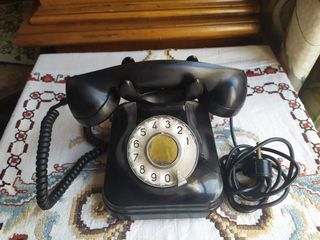 Teléfono antiguo negro Baquelita años 60