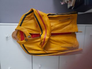 cazadora de piel Rusty Stiteches