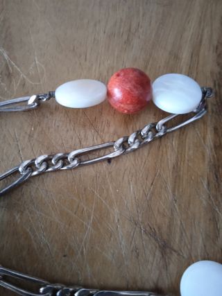 cadena plata con adornos