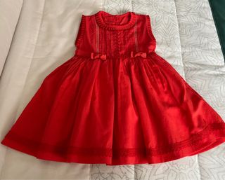 Vestido hecho a mano. 12/18 meses