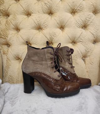 Botín PIEL DANSI tonos marrones, camel