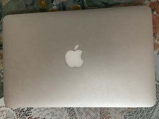 MacBook Air 11" (2015)