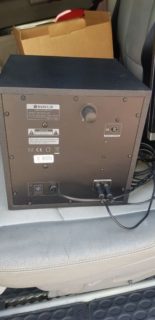 woxter big  bass 245