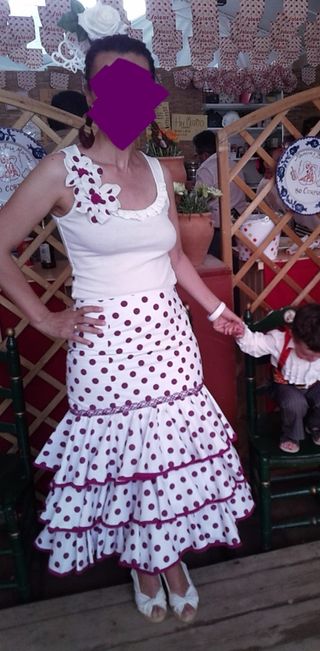 Conjunto camiseta y falda flamenca