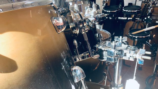 Dixon Mapel batería