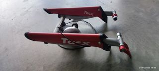 Rullo TACX Bici MTB e Corsa colore Rosso 