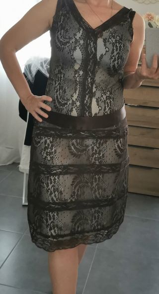 Vestido fiesta encaje color chocolate