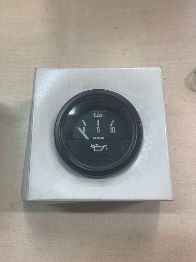 RELOJ PRESIÓN DE ACEITE NUEVO FAE 9955