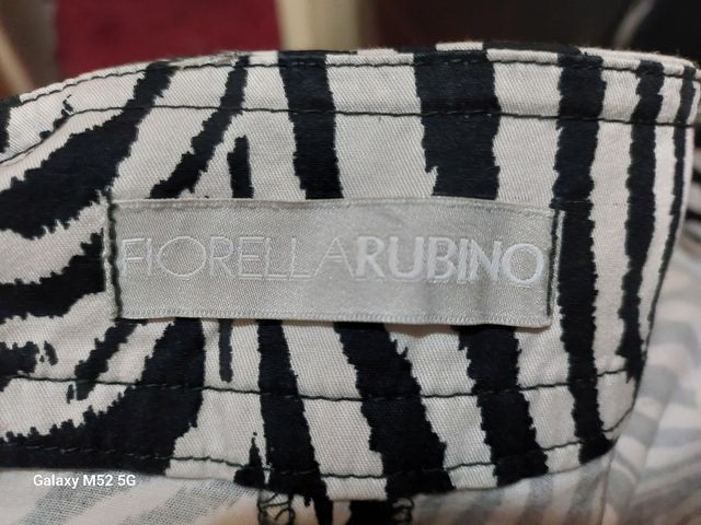 pantaloni capri a 3/4 Fiorella Rubino