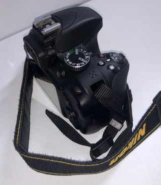 Nikon 3300 cámara réflex