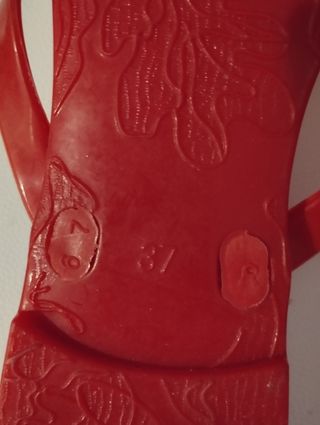 Ciabatte infradito rosse a pois