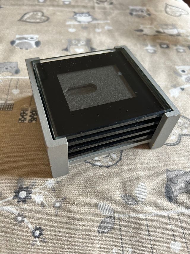 N.4 sottobicchieri quadrati vetro temperato velcro