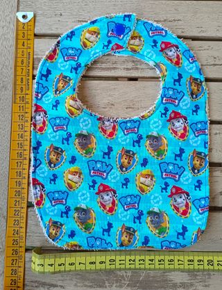 babero patrulla canina