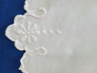 Sábana bordada