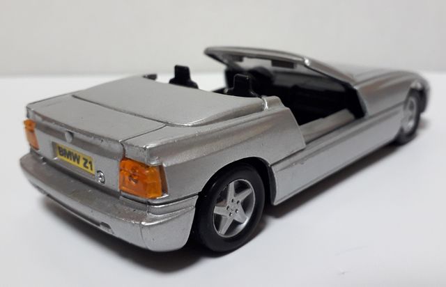 Miniatura BMW Z1 a 1/38