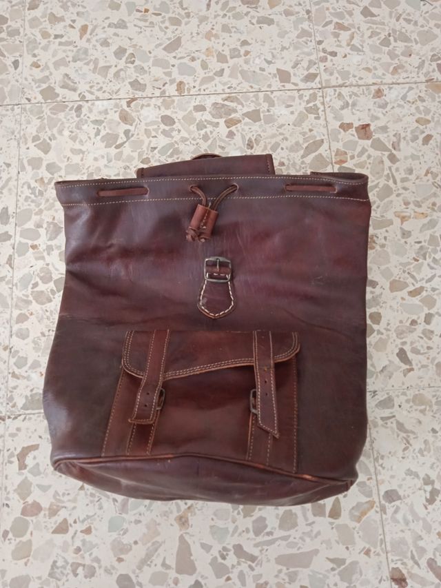 Mochila de cuero