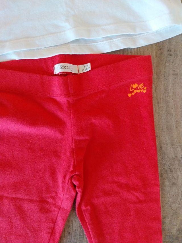 Conjunto leggins y camiseta. 2 años. Sfera