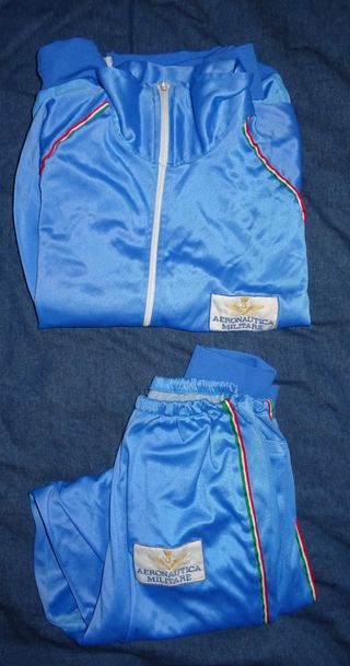 Aeronáutica Italiana Uniforme de Gimnasia años 90.