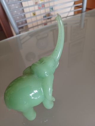 ELEFANTINO IN GIADA VINTAGE