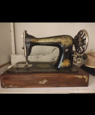 Rinconera clásica vintage. Perfecto estado