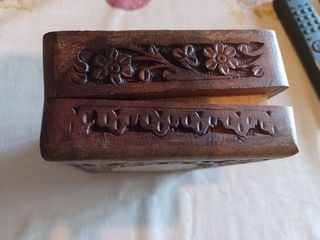 scatola legno intarsiata