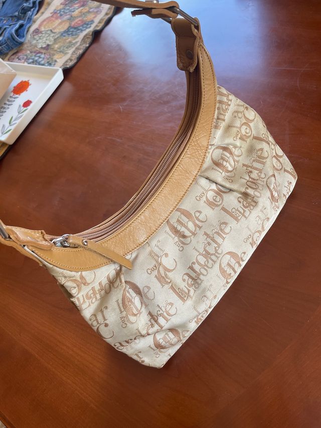 Bolso de Guy laurche