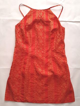 Túnica de verano roja tela adamascada