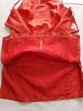 Túnica de verano roja tela adamascada