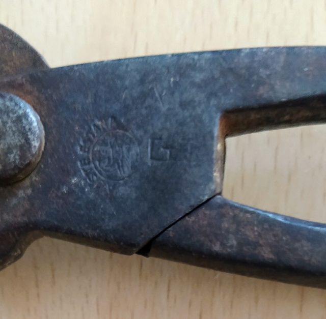 Antigua tijera fe cortar chapa