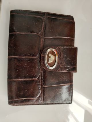 Cartera de PielVieja auténtica.