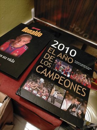 16 libros de jugadores barcelona