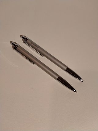 PARA REGALAR BOLÍGRAFO + PORTAMINA