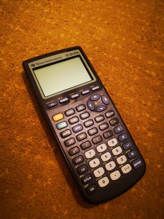 Texas Instruments TI- 83 Plus - Calculadora gráfic
