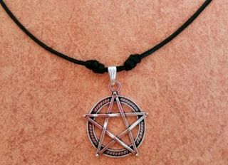 colgante pentagrama unisex