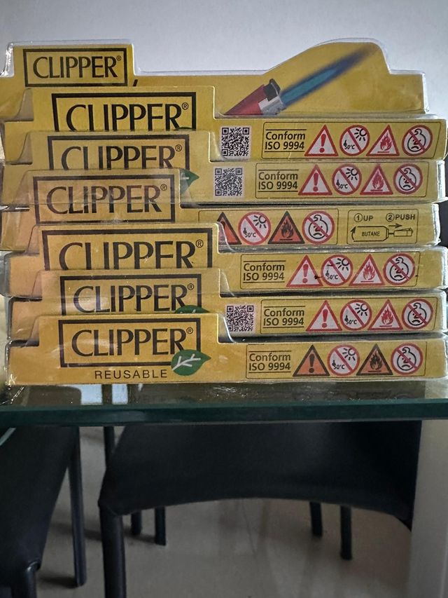 Pack Expositores para mecheros clippers