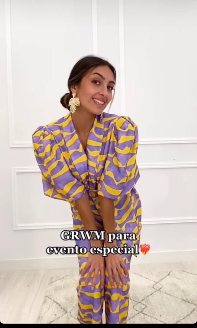 Traje de chaqueta manga abullonada