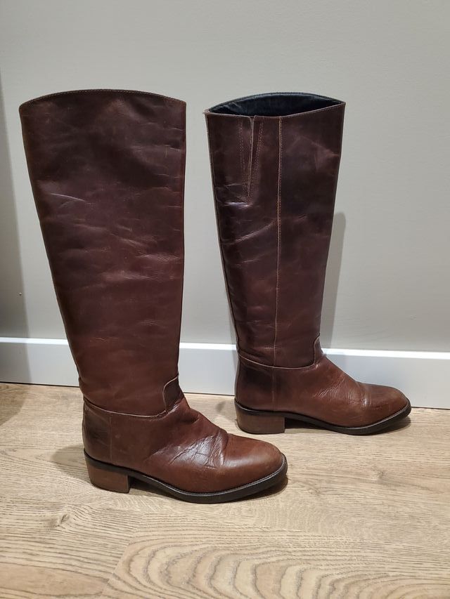 Botas altas cuero. Num 35-36
