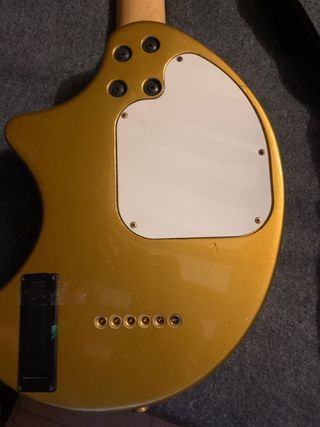 GUITARRA electrica AMPLIFICADA