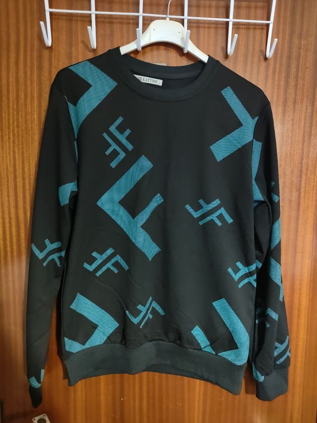 felpa leggera con grafica