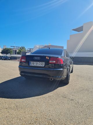Audi A8 2004