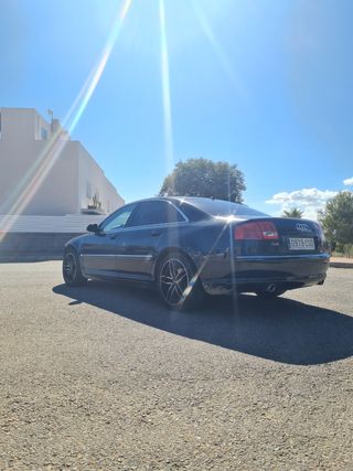 Audi A8 2004