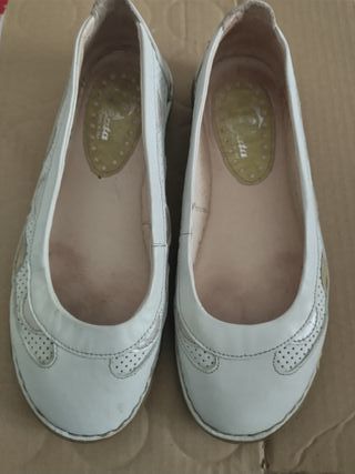 ballerine Bata 36 color bianco ghiaccio in pelle