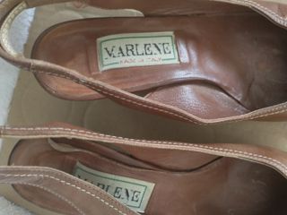 Scarpe con cinturino dietro 36 Marlene