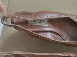 Scarpe con cinturino dietro 36 Marlene